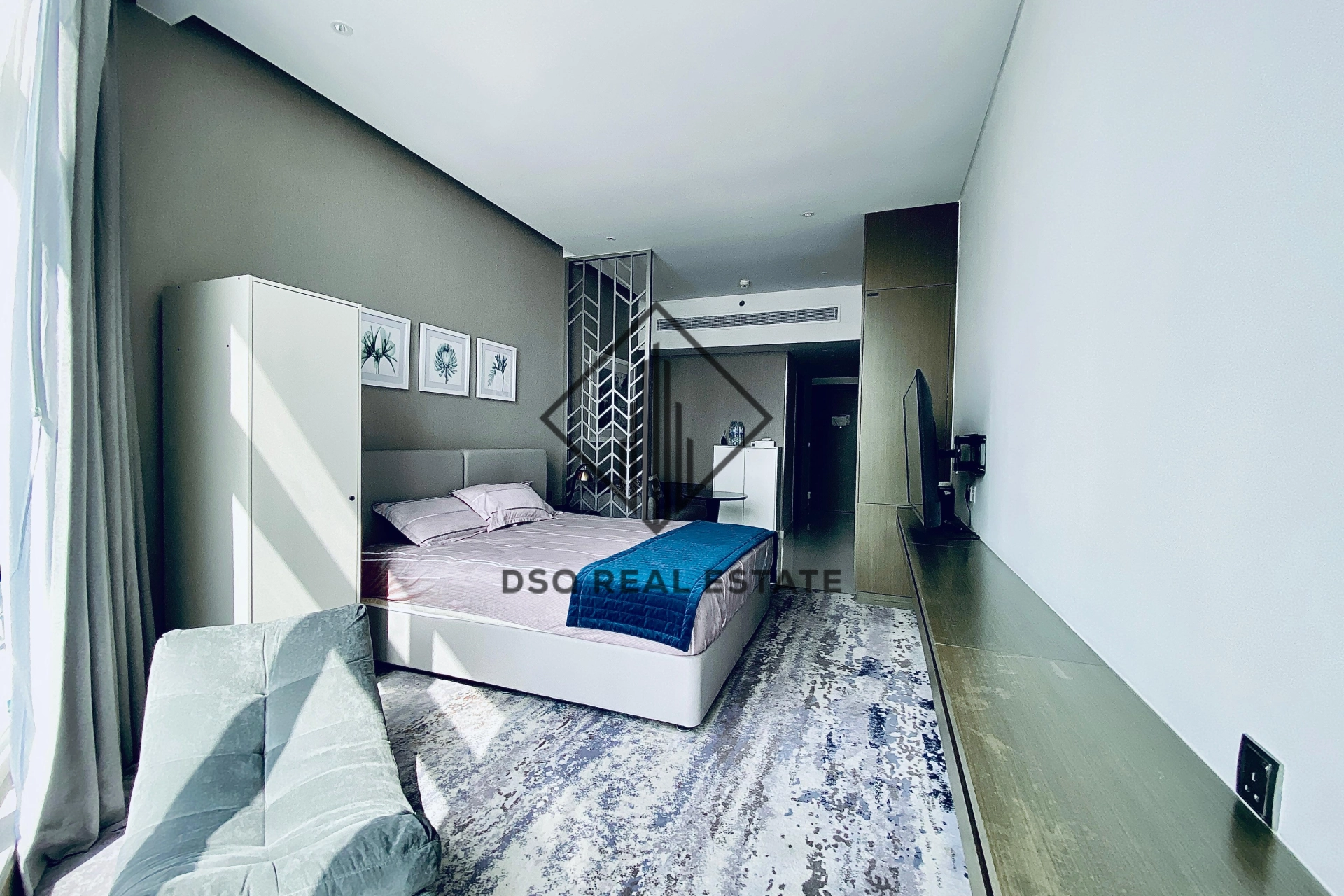 Vacant I Canal View I Furnished I Big Layout