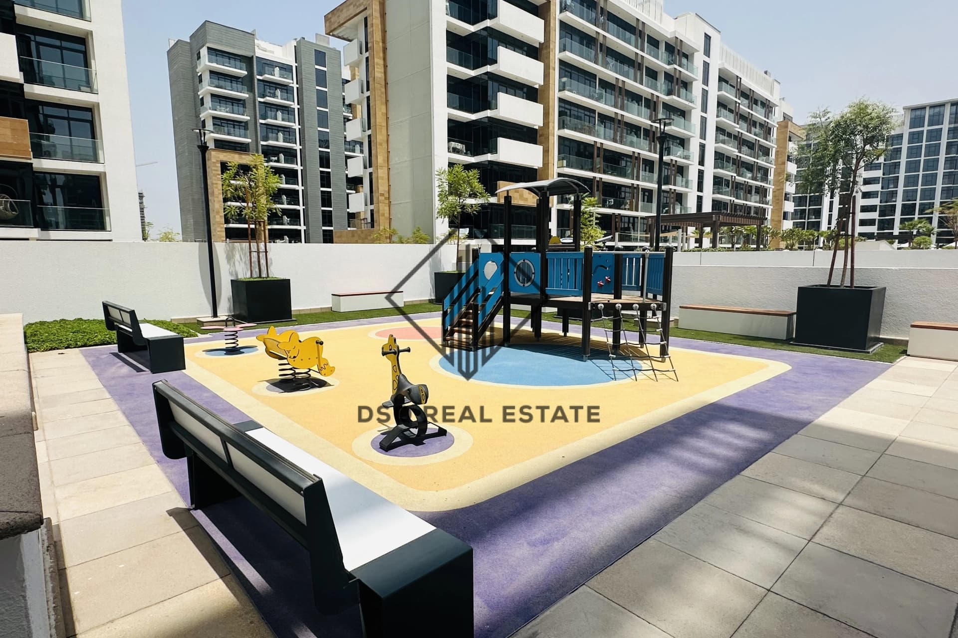 Vacant I Semi Furnished I Pool View