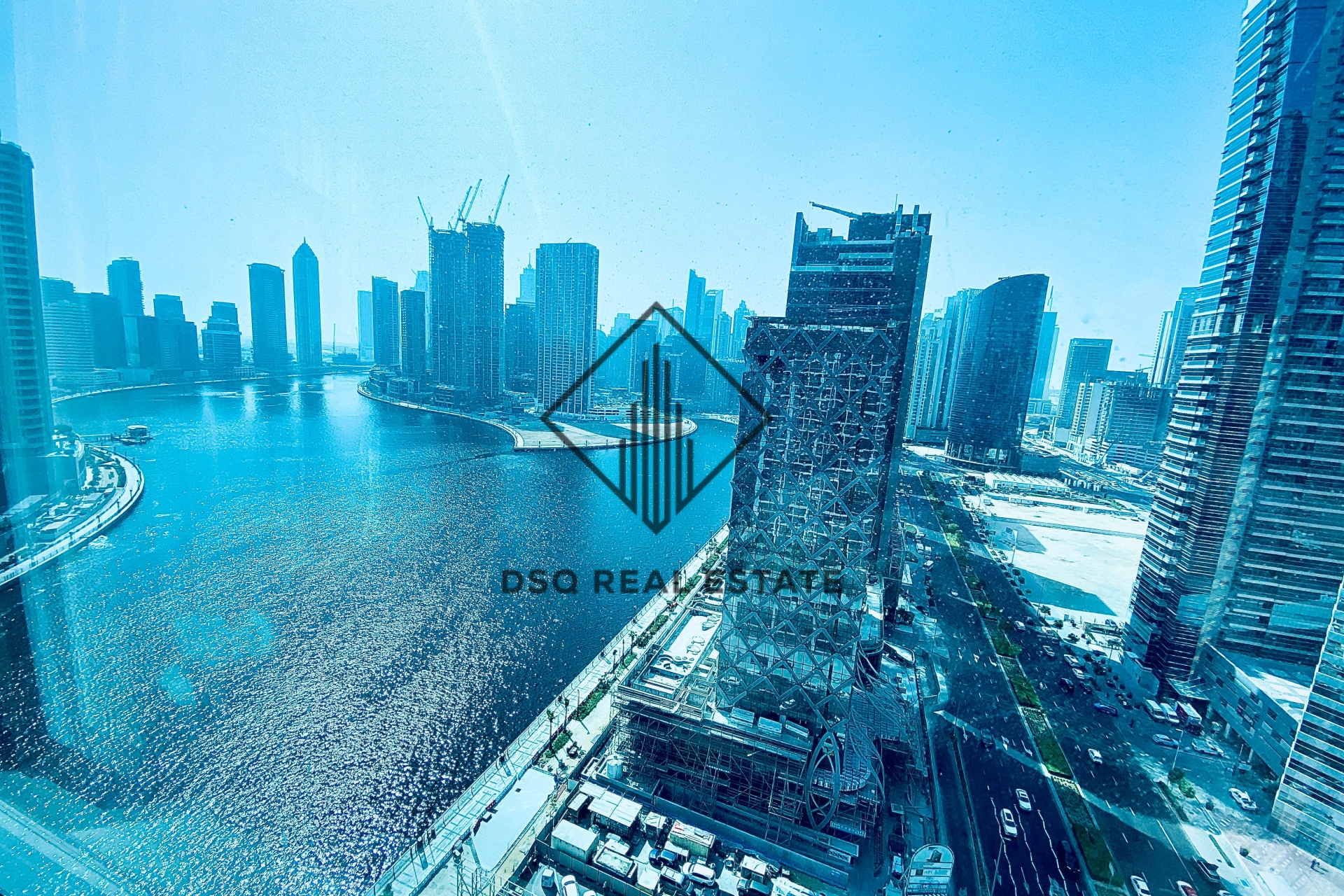 Vacant I Canal View I Furnished I Big Layout