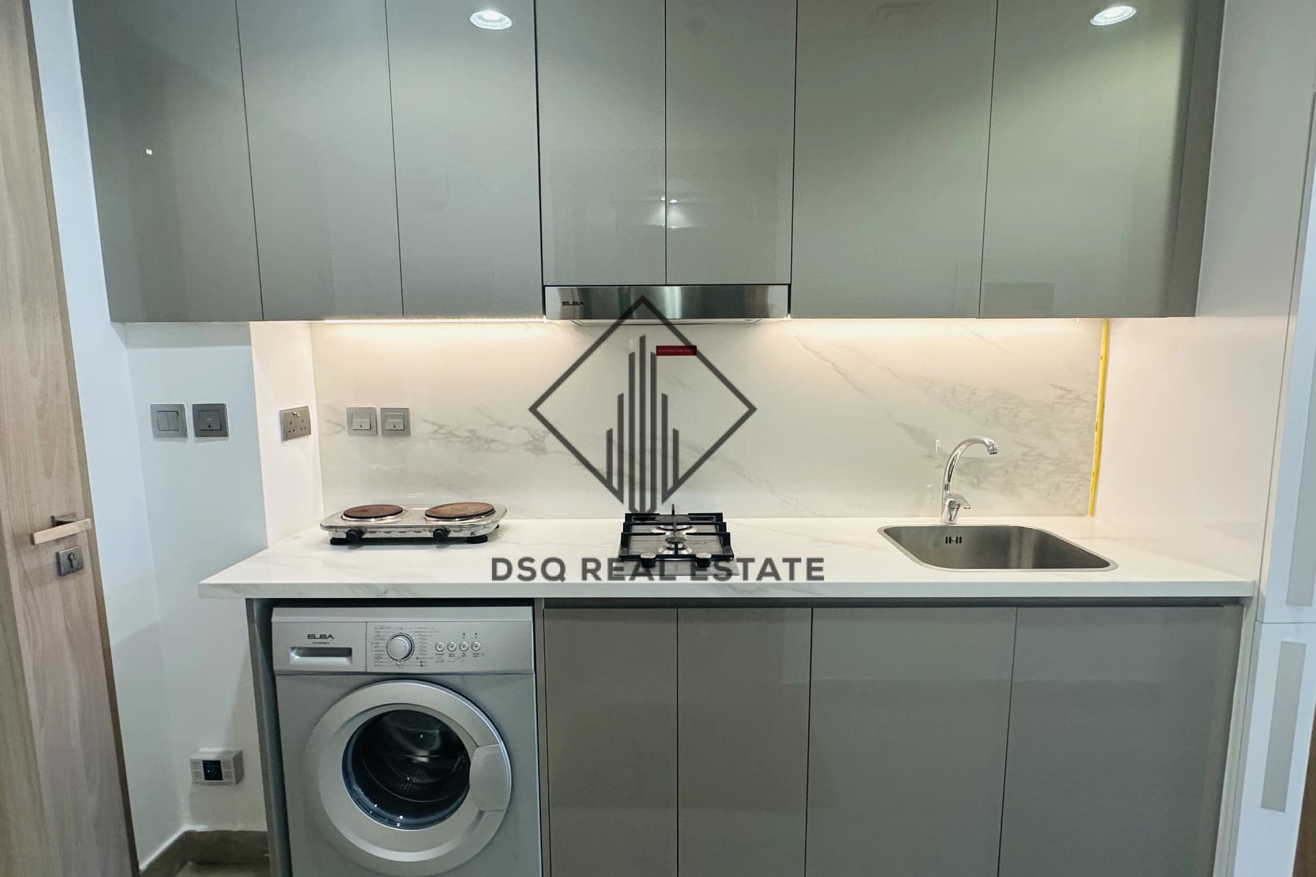 Vacant I Semi Furnished I Pool View