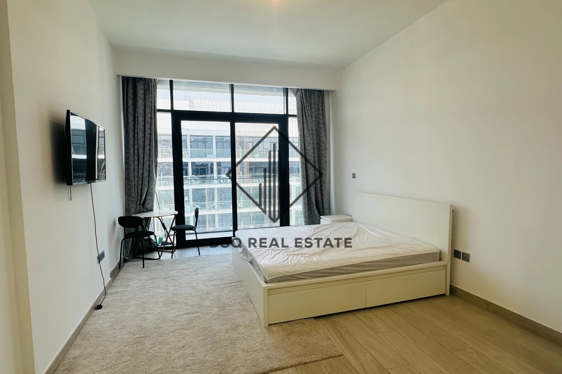 Vacant I Semi Furnished I Pool View