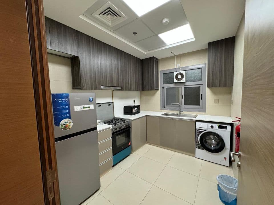 Pool View | Vacant | Mid Floor | High ROI Pool View | Vacant | Mid Floor | High ROI